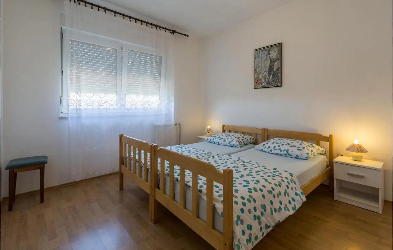 Gorgeous Apartment In Umag With Wifi