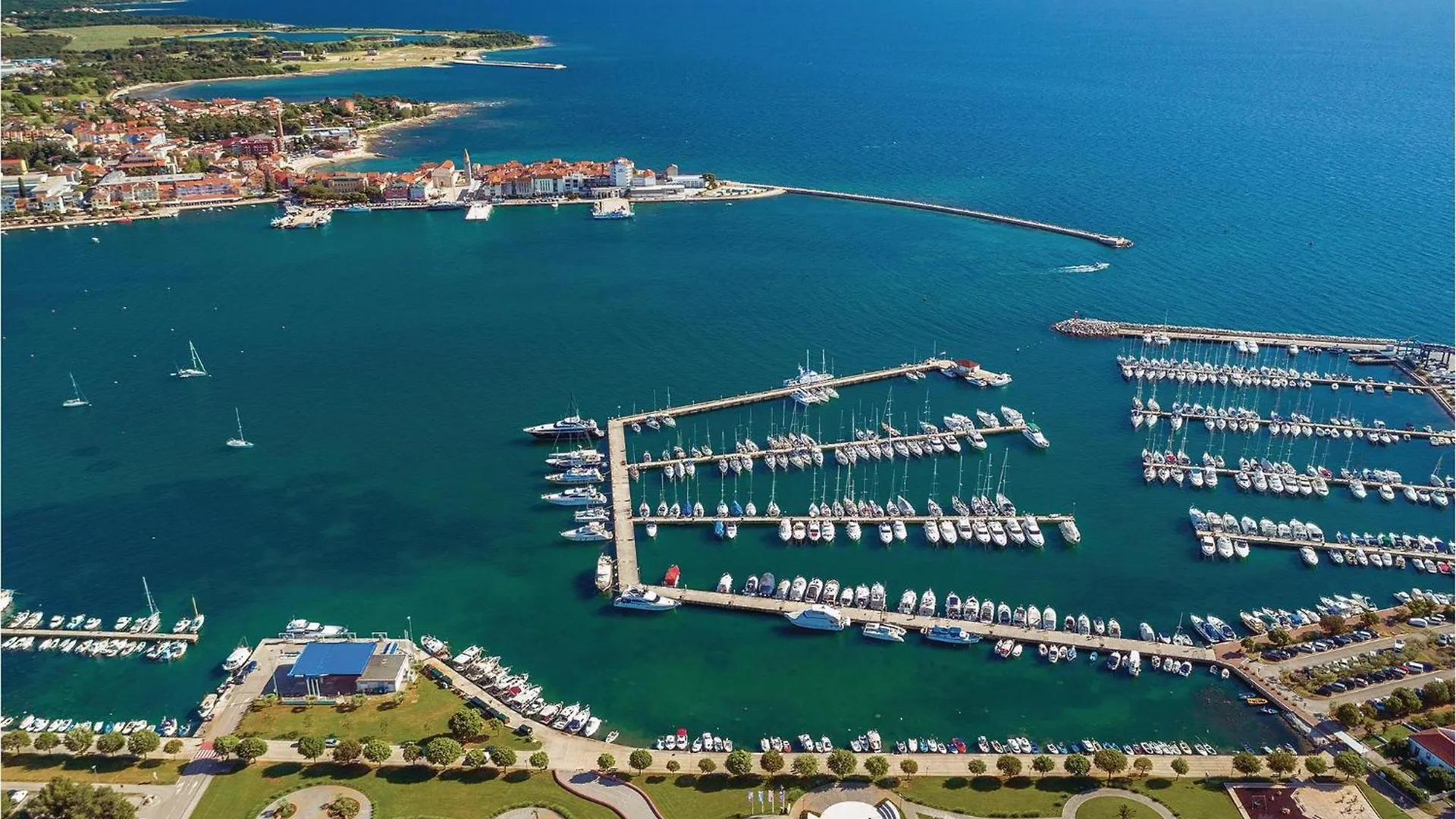 Gorgeous Apartment In Umag With Wifi